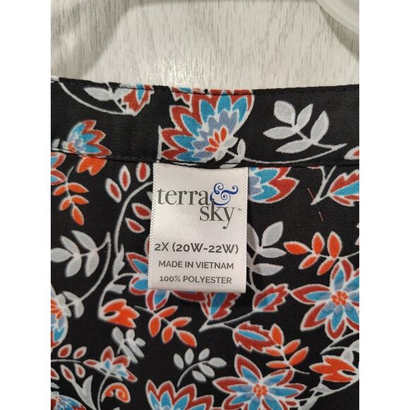 Terra Sky Dark Floral Vneck Tie Front Blouse Plus Size 2x 20w/22w Button Up Boho - Picture 5 of 9